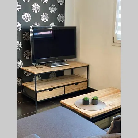 Apartment F2 Au Calme, Proche Gare, Center Parc, Sainte Croix *